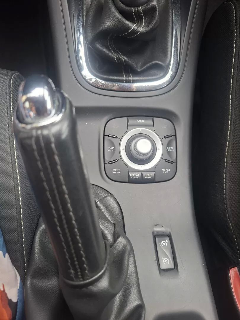 renault-megane-sport-tourer-2015-diesel-1461cc