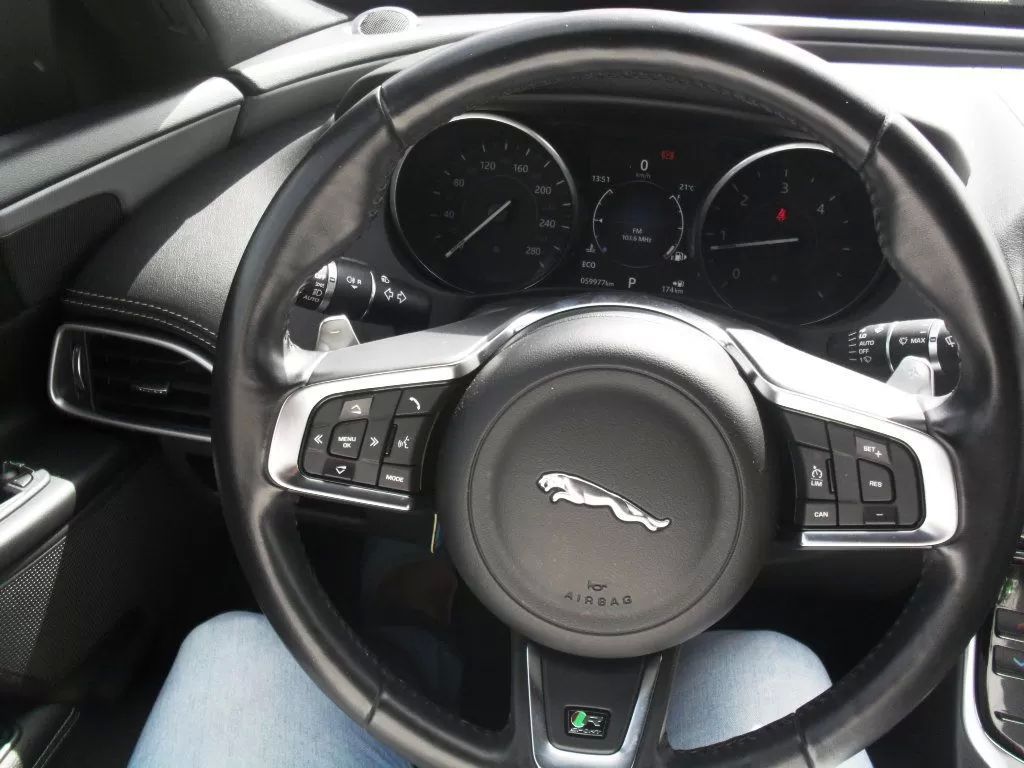 jaguar-xe-2017-diesel-1999cc