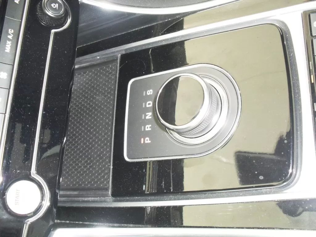 jaguar-xe-2017-diesel-1999cc