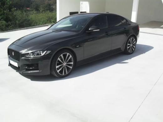 jaguar-xe-2017-diesel-1999cc