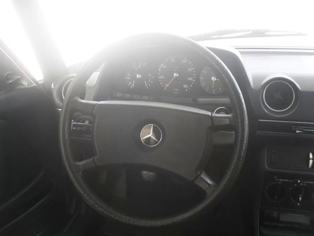 mercedes-benz-200-1981-diesel-1988cc