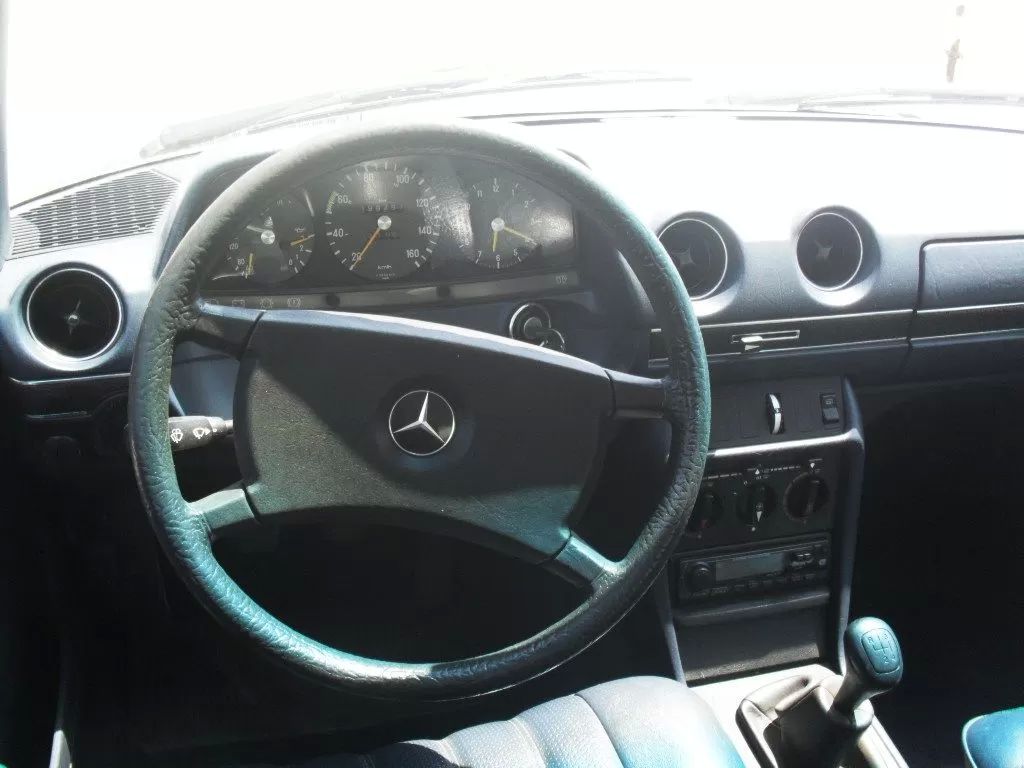 mercedes-benz-200-1981-diesel-1988cc