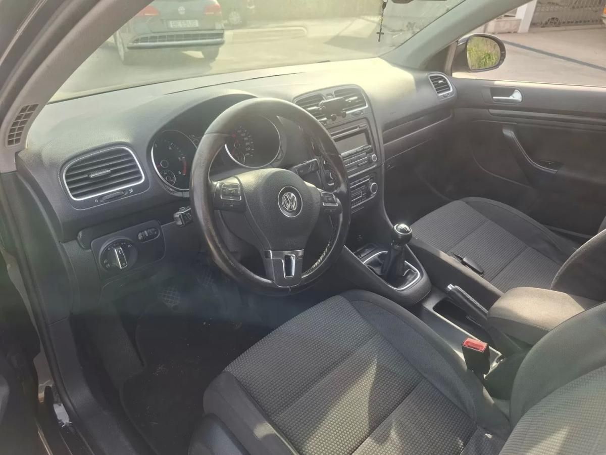 volkswagen-golf-variant-2009-diesel-1598cc