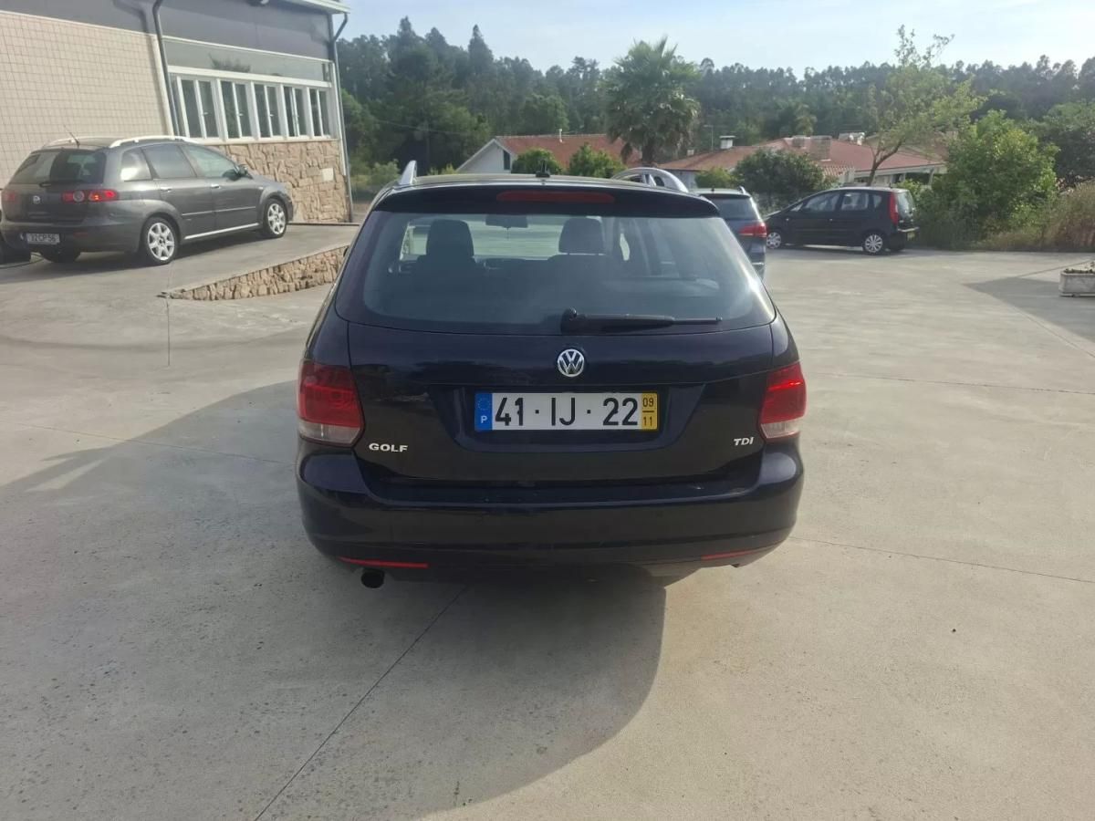 volkswagen-golf-variant-2009-diesel-1598cc