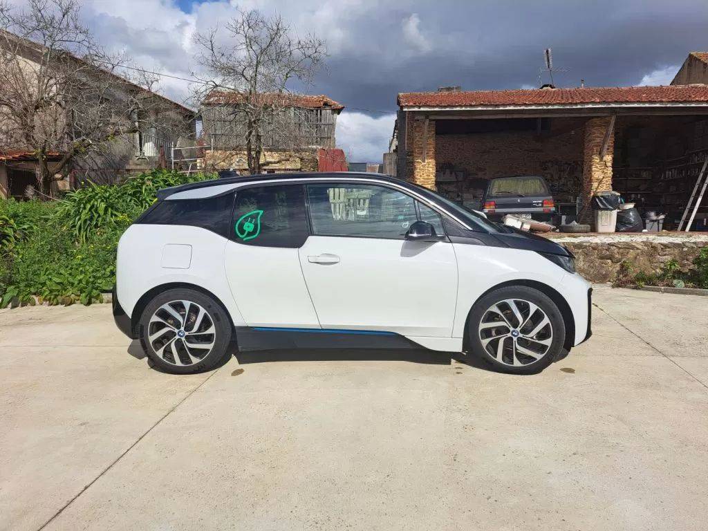 bmw-i3-2018-eletrico-200cc