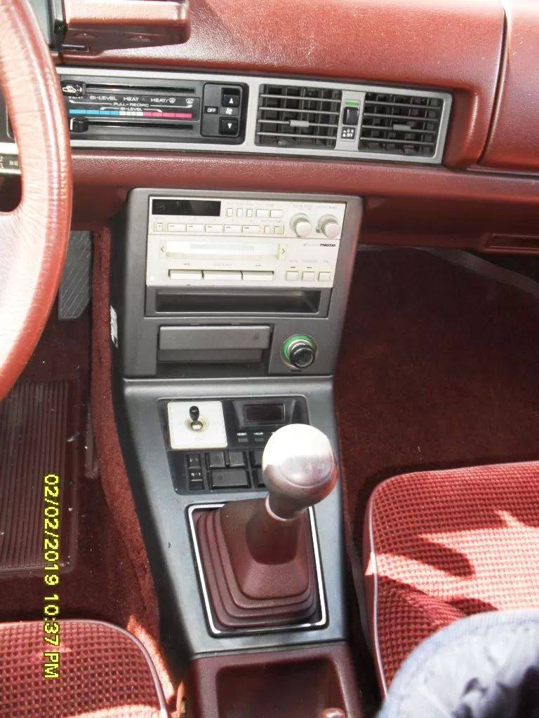 mazda-626-1985-gasolina-1998cc