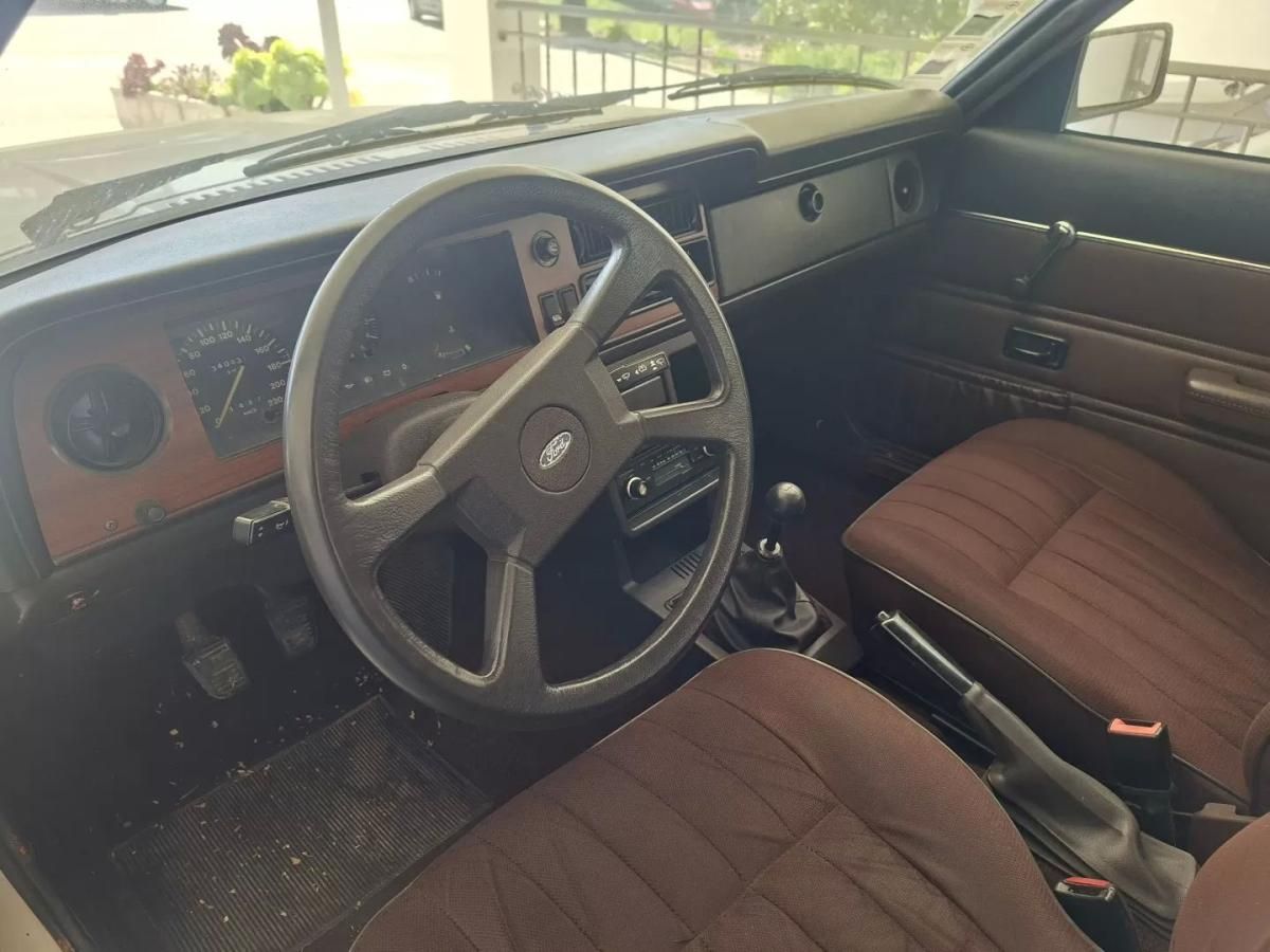 ford-taunus-1996-gasolina-1593cc
