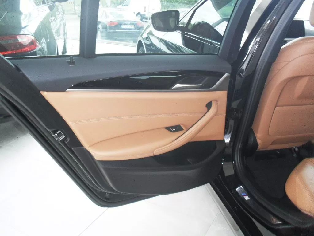 bmw-serie-5-520d-sedan-2017-diesel-1995cc