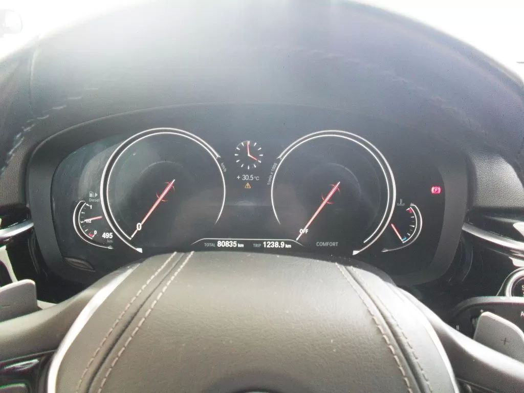 bmw-serie-5-520d-sedan-2017-diesel-1995cc