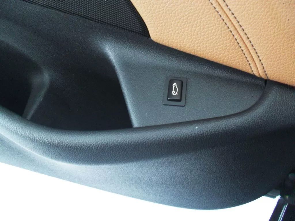 bmw-serie-5-520d-sedan-2017-diesel-1995cc