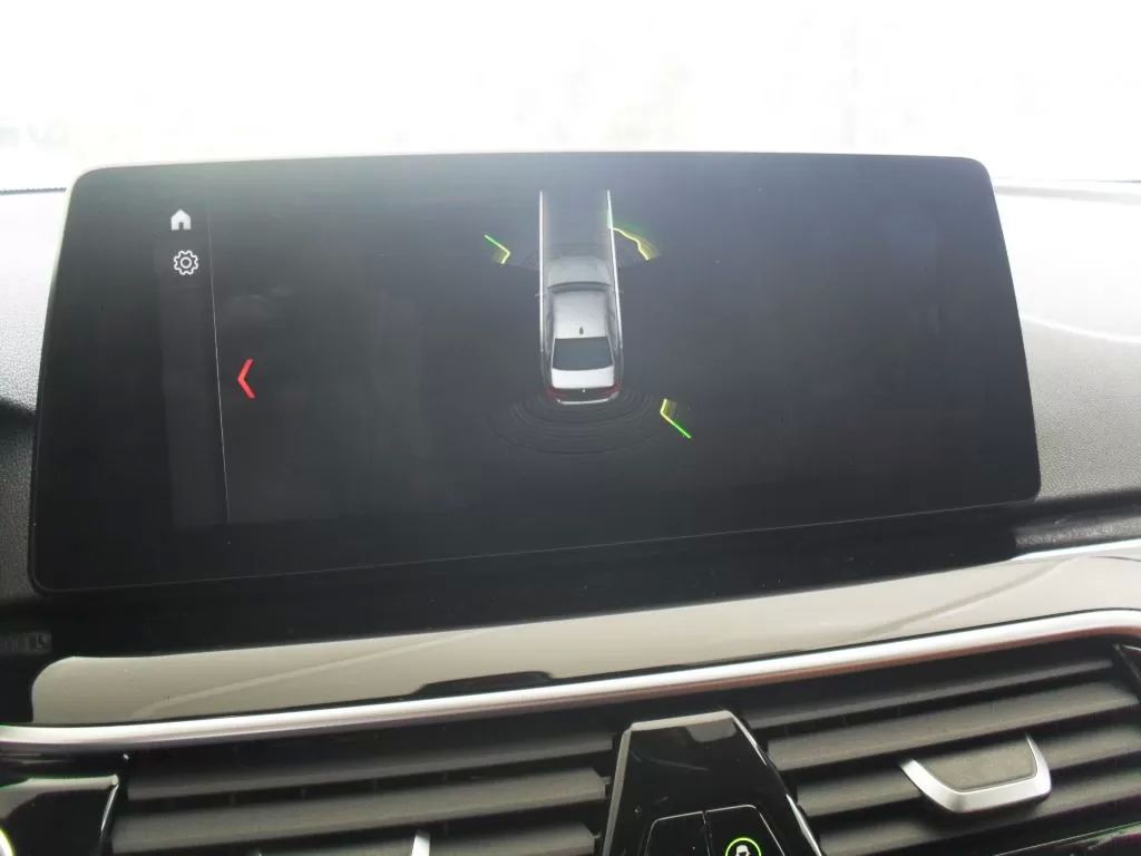 bmw-serie-5-520d-sedan-2017-diesel-1995cc