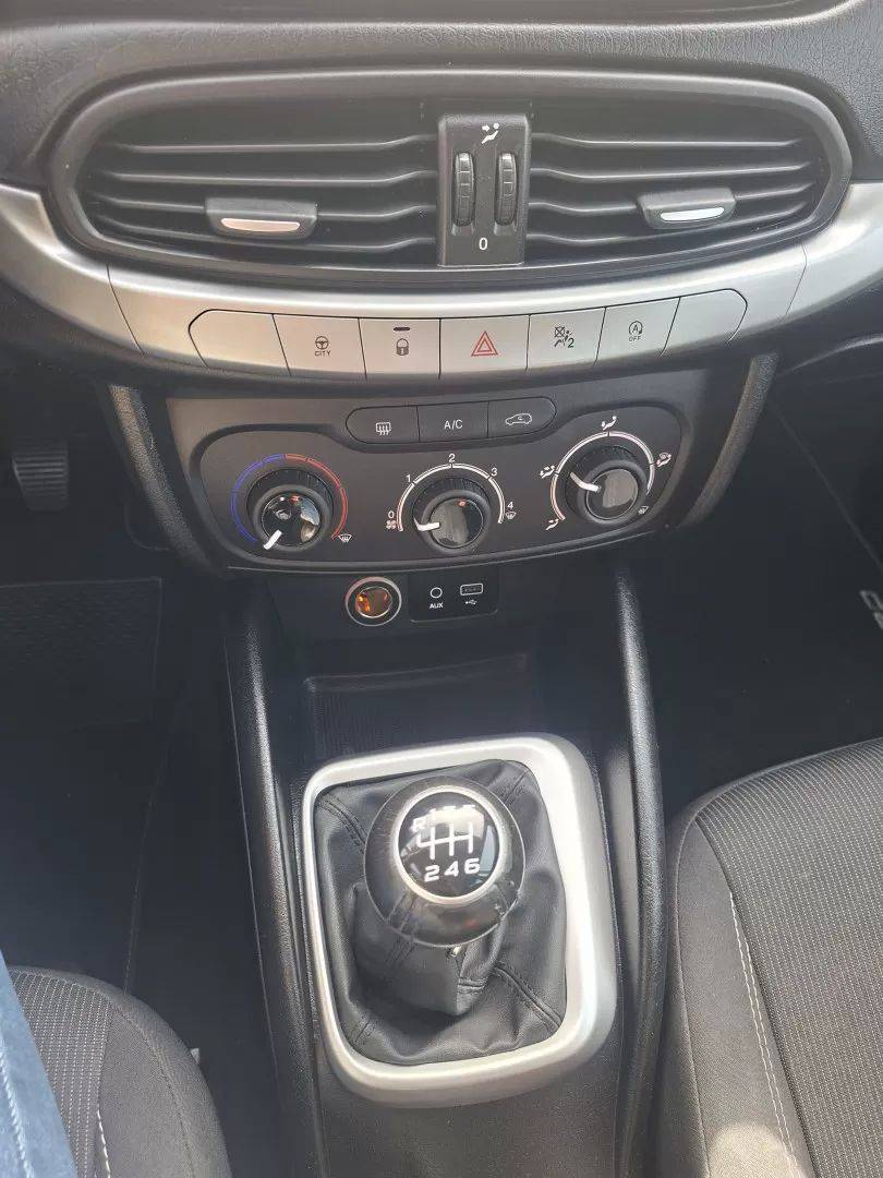 fiat-tipo-station-wagon-2017-diesel-1598cc
