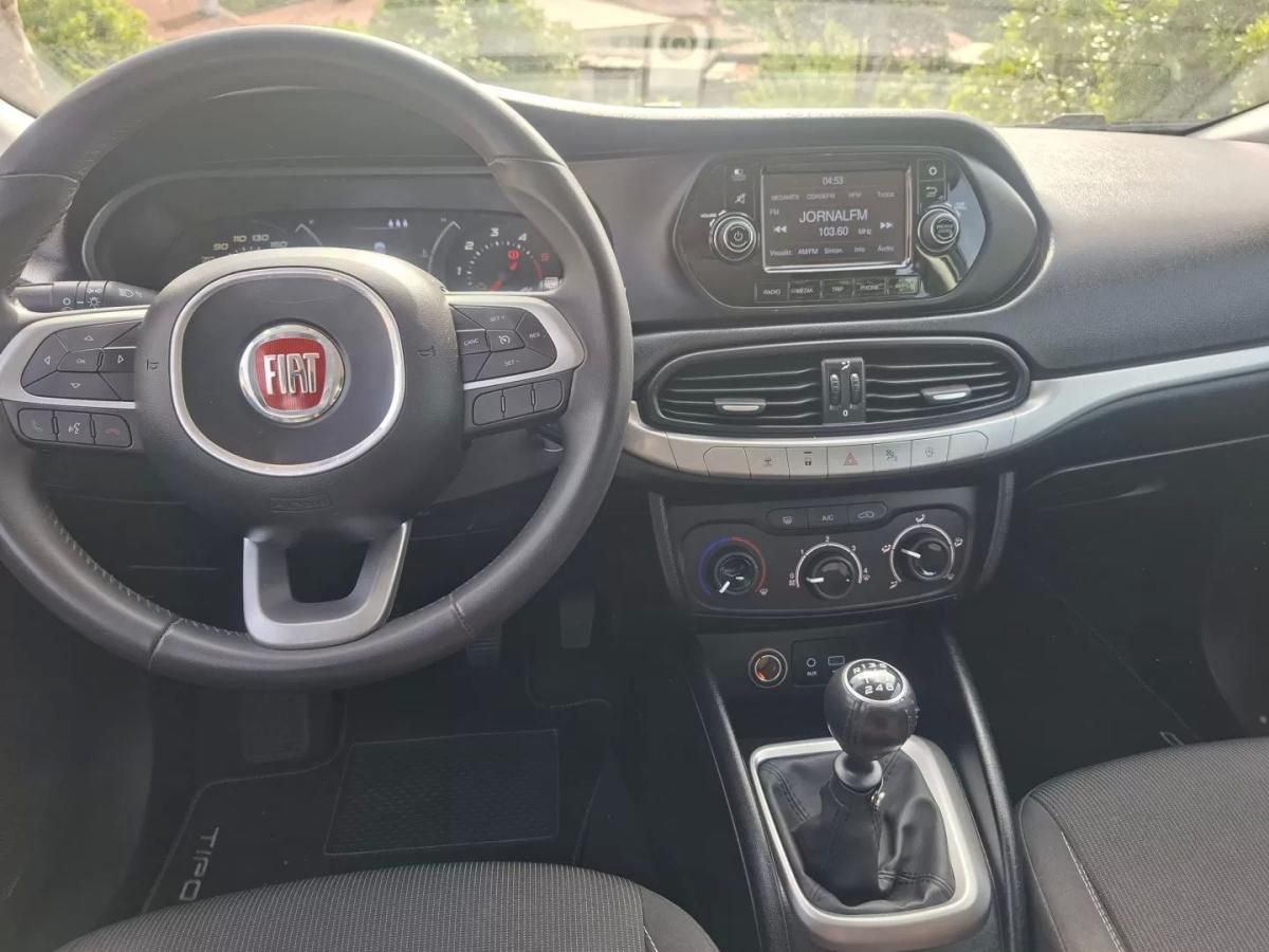 fiat-tipo-station-wagon-2017-diesel-1598cc