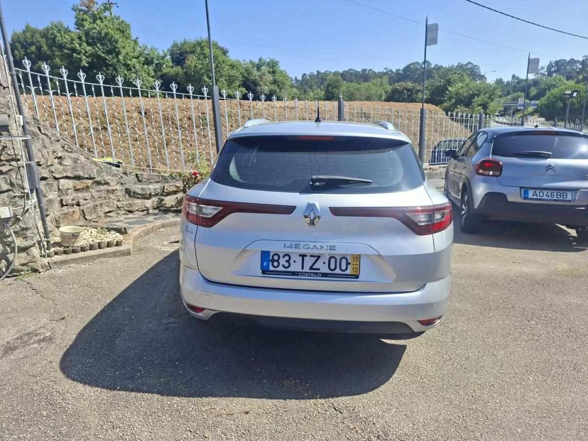 renault-megane-sport-tourer-2017-diesel-1461cc
