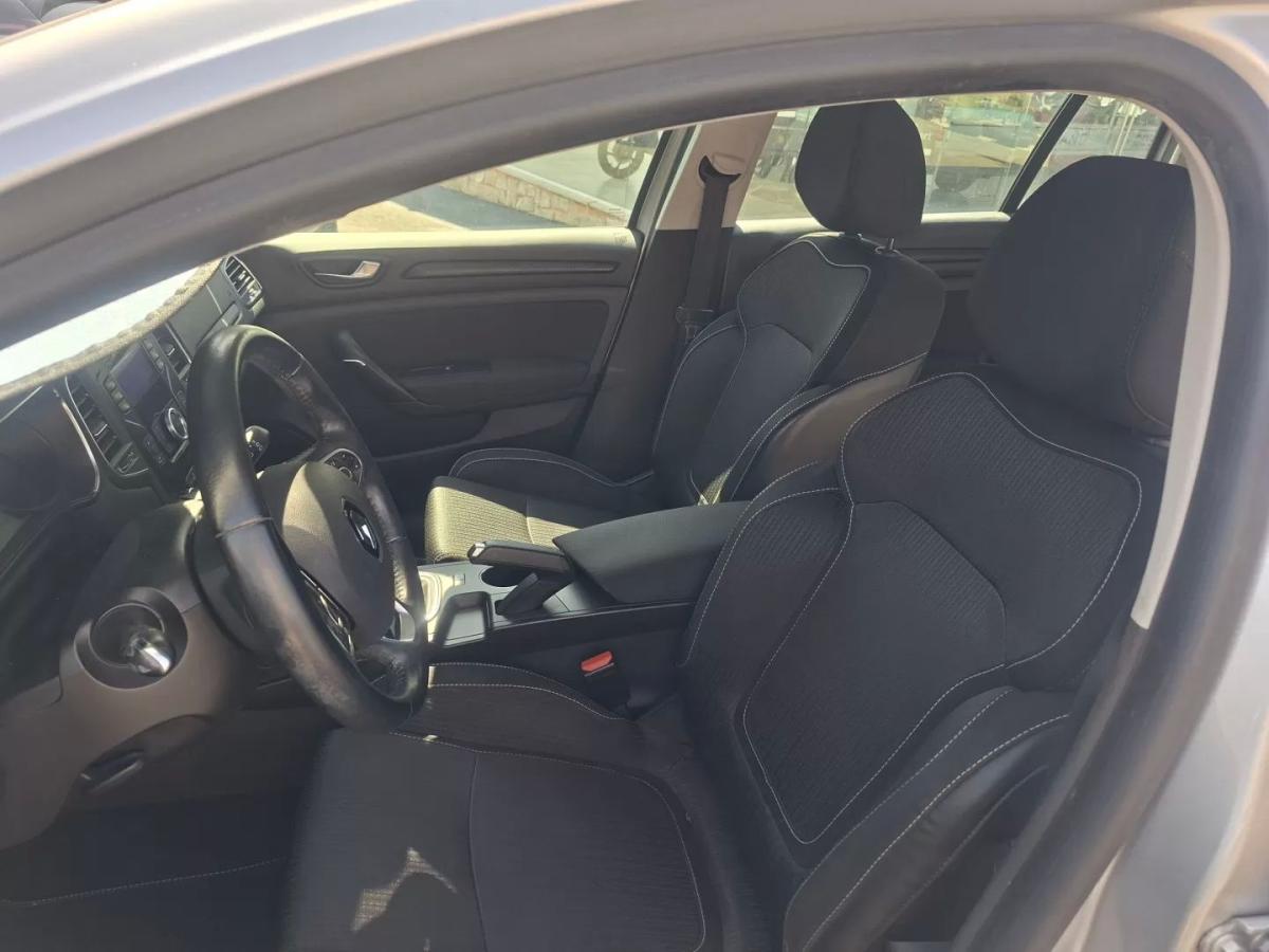 renault-megane-sport-tourer-2017-diesel-1461cc