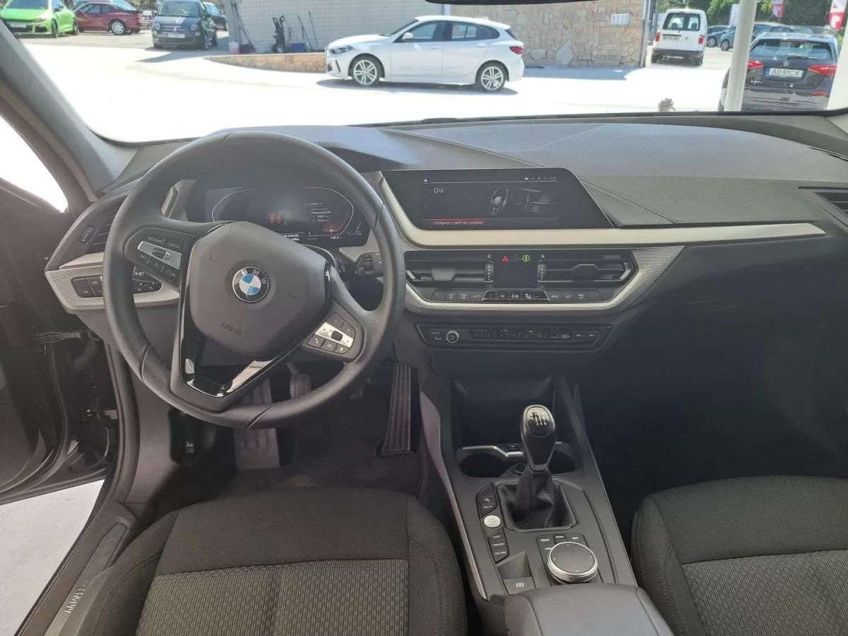 bmw-serie-1-2024-gasolina-1499cc