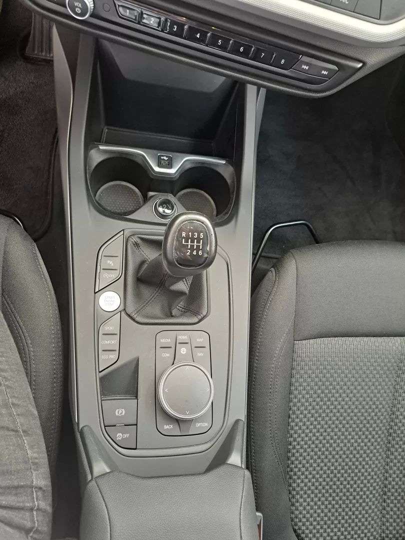 bmw-serie-1-2024-gasolina-1499cc