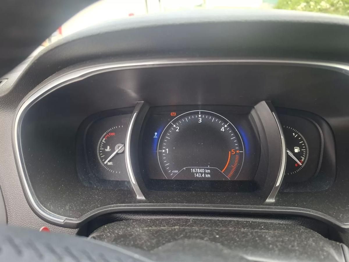 renault-megane-sport-tourer-2017-diesel-1461cc
