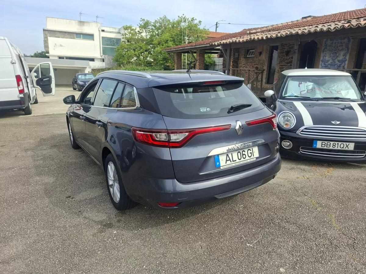 renault-megane-sport-tourer-2017-diesel-1461cc