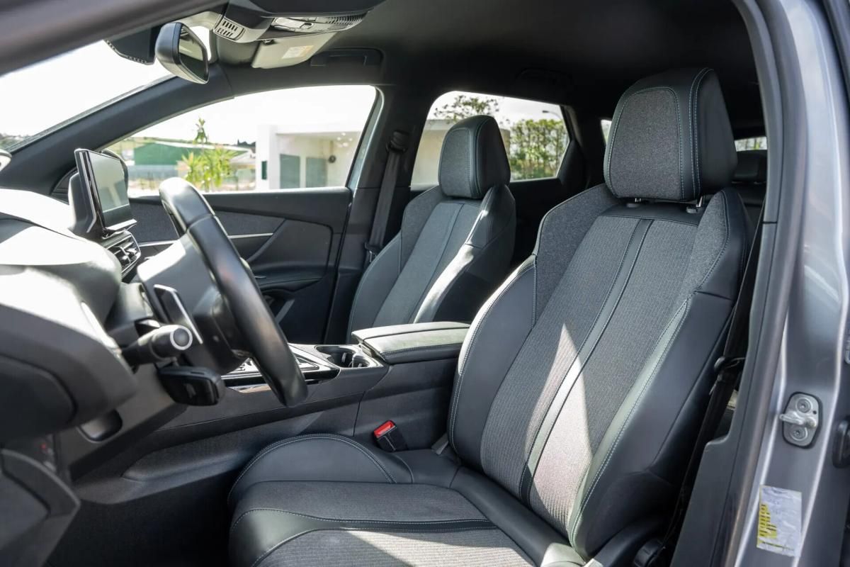 peugeot-3008-2023-hibrido-a-gasolina-1598cc