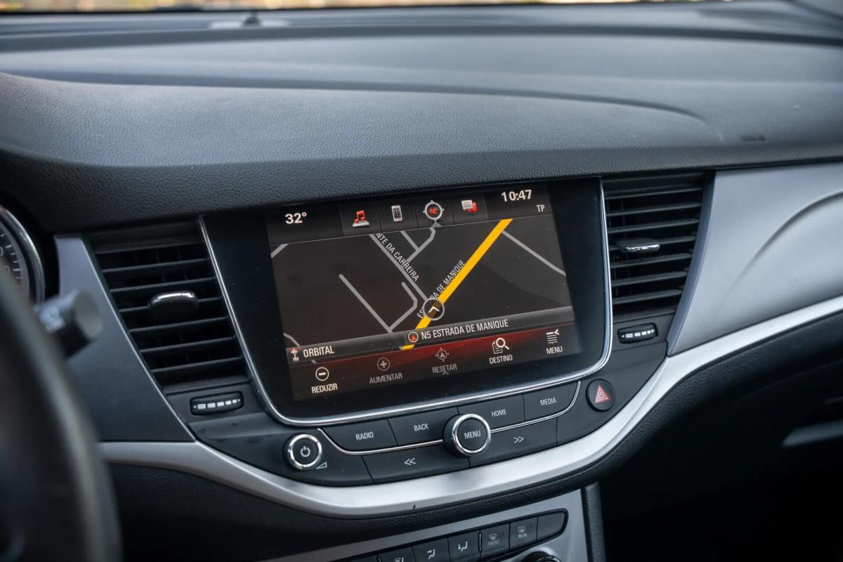 opel-astra-sport-tourer-2018-diesel-1598cc