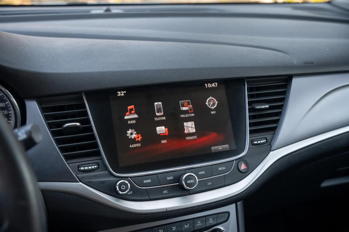 opel-astra-sport-tourer-2018-diesel-1598cc