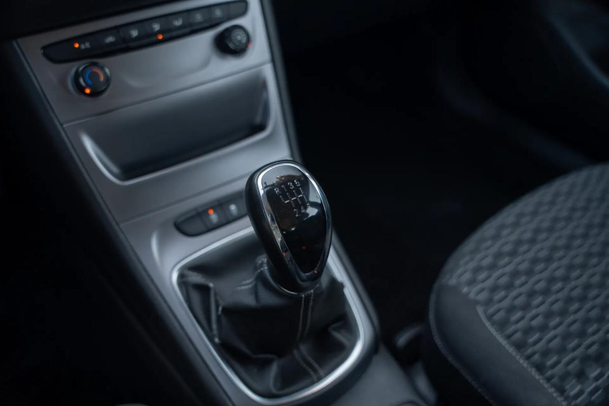 opel-astra-sport-tourer-2018-diesel-1598cc