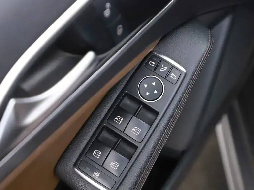 mercedes-benz-classe-a-a-200-2016-diesel-2143cc