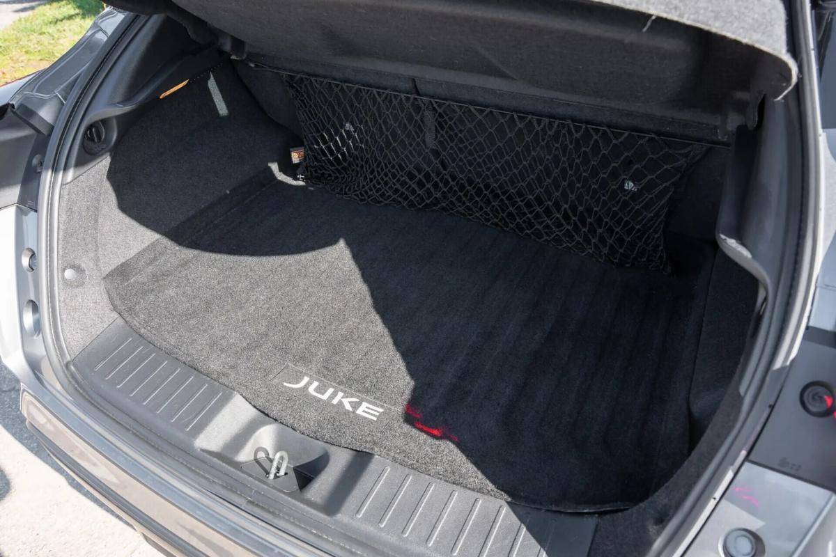 nissan-juke-2023-hibrido-a-gasolina-1598cc
