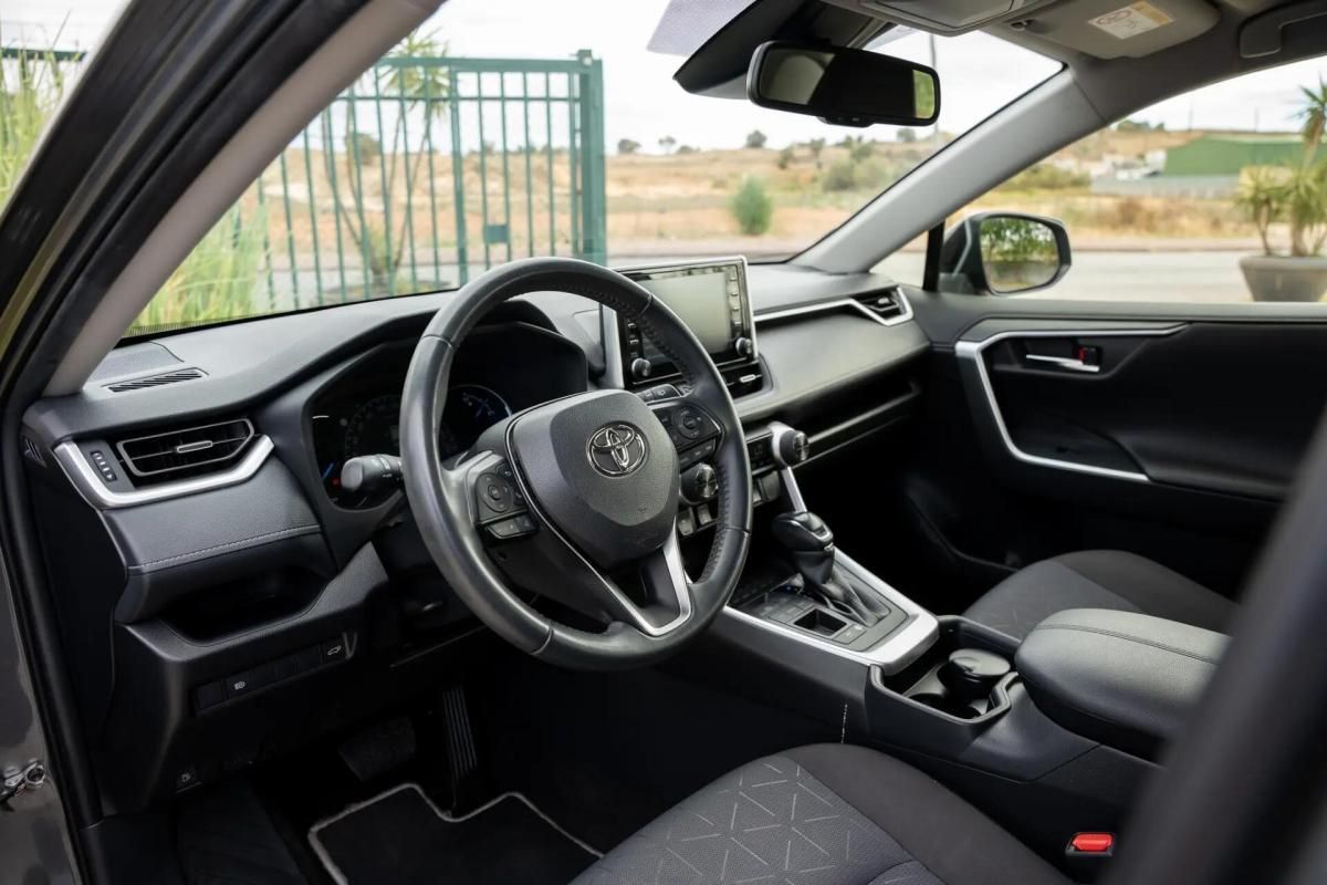 toyota-rav4-2021-hibrido-a-gasolina-2487cc