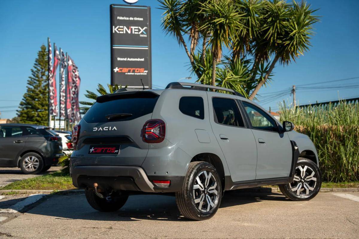 dacia-duster-2023-gpl-999cc