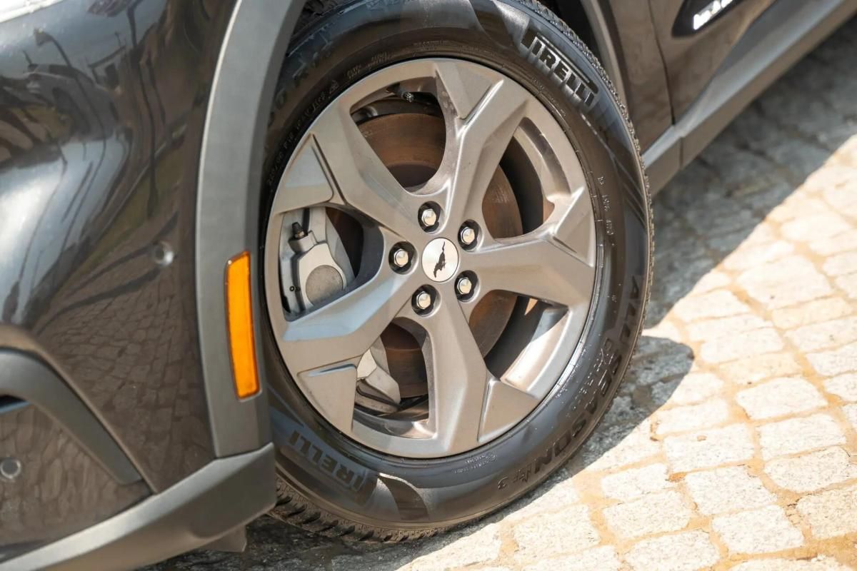 ford-mustang-mach-e-2022-eletrico-0cc