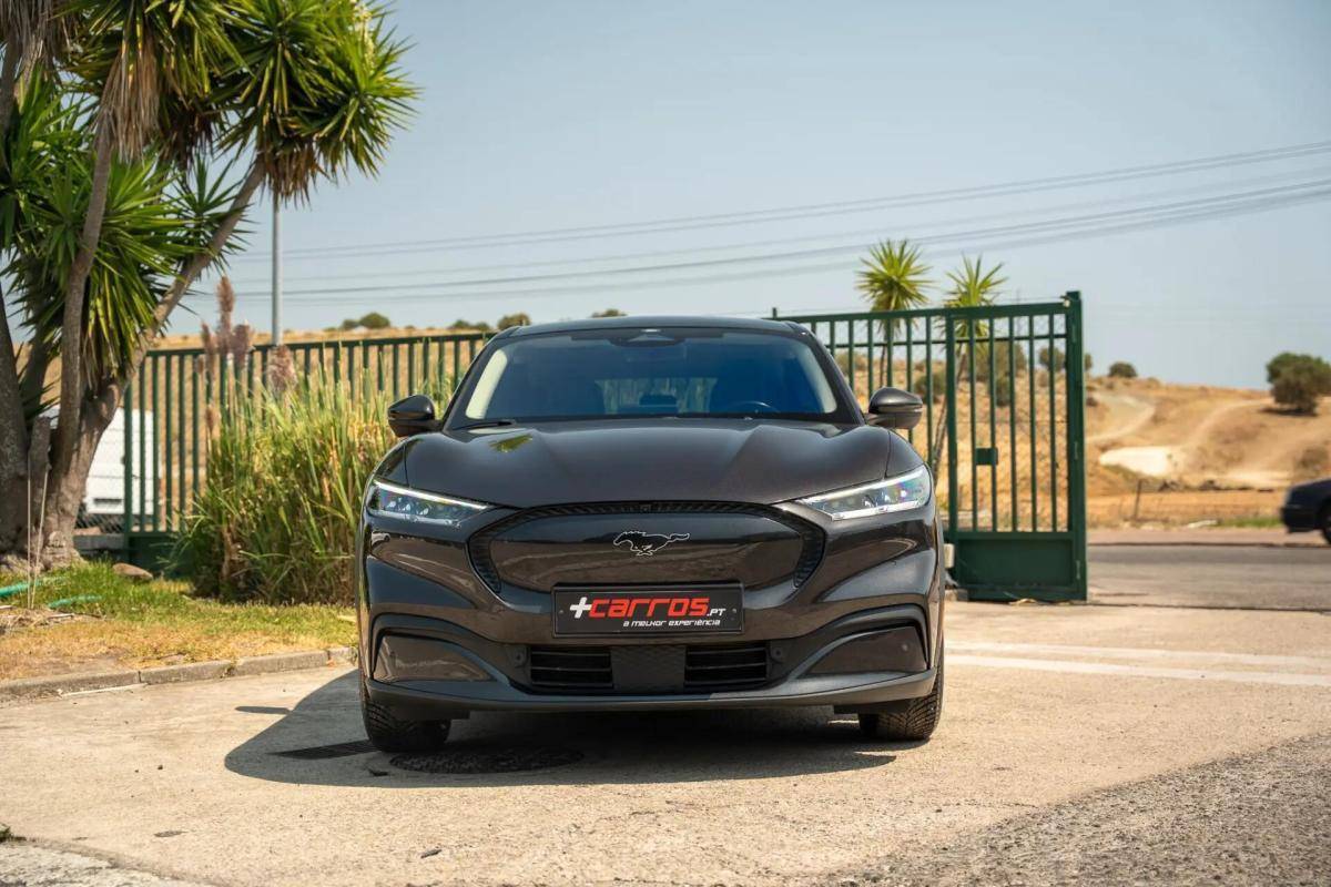 ford-mustang-mach-e-2022-eletrico-0cc