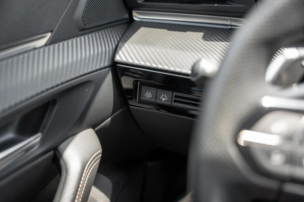 peugeot-508-2022-diesel-1499cc