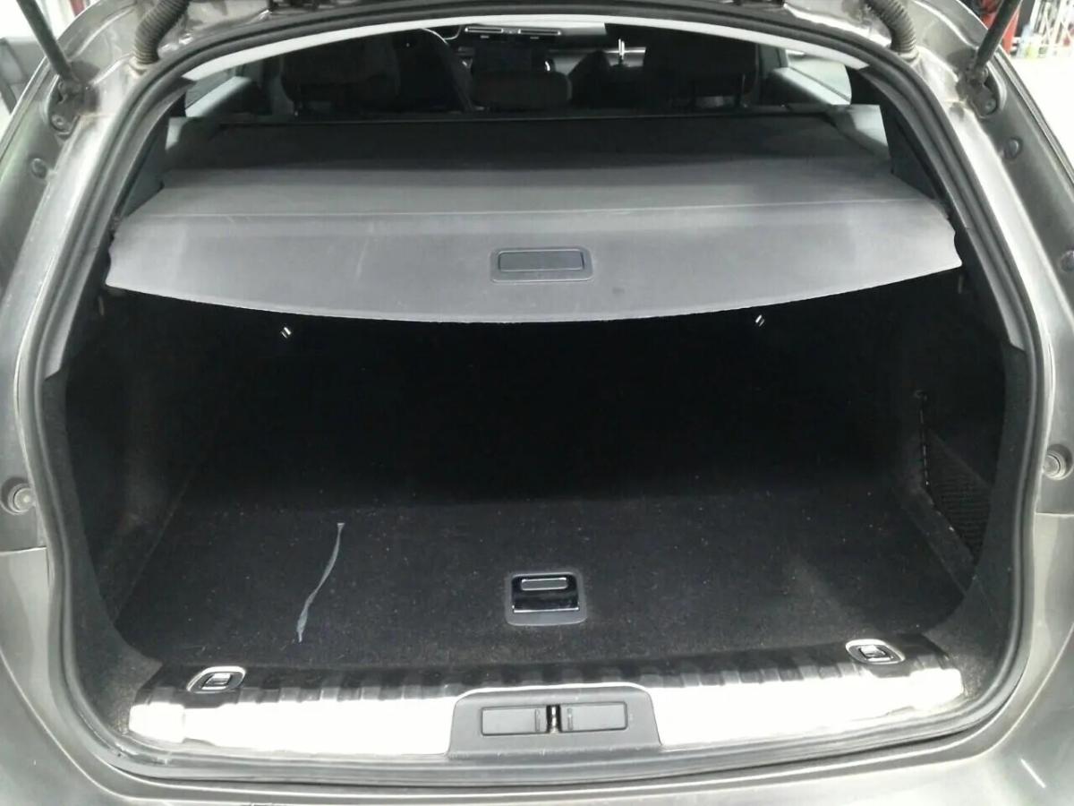 peugeot-508-sw-2023-diesel-1499cc