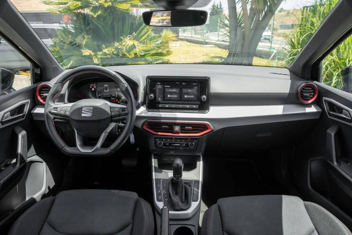 seat-arona-2025-gasolina-999cc