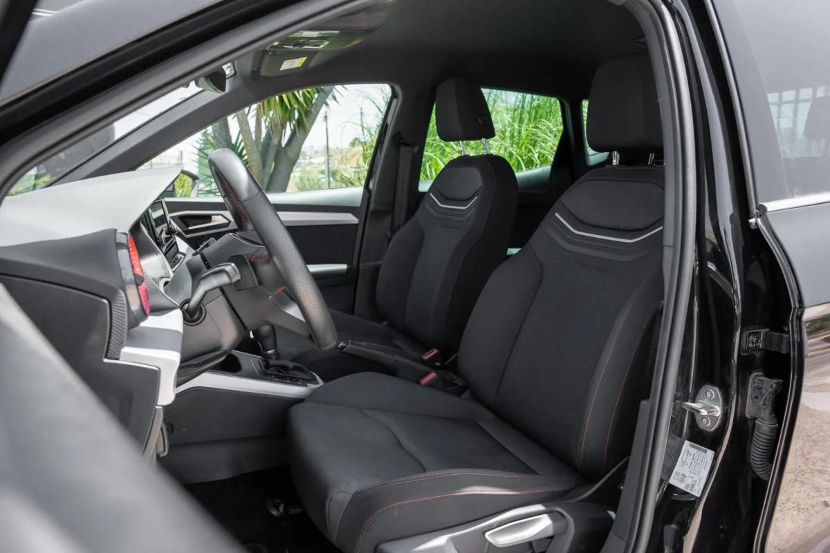 seat-arona-2025-gasolina-999cc