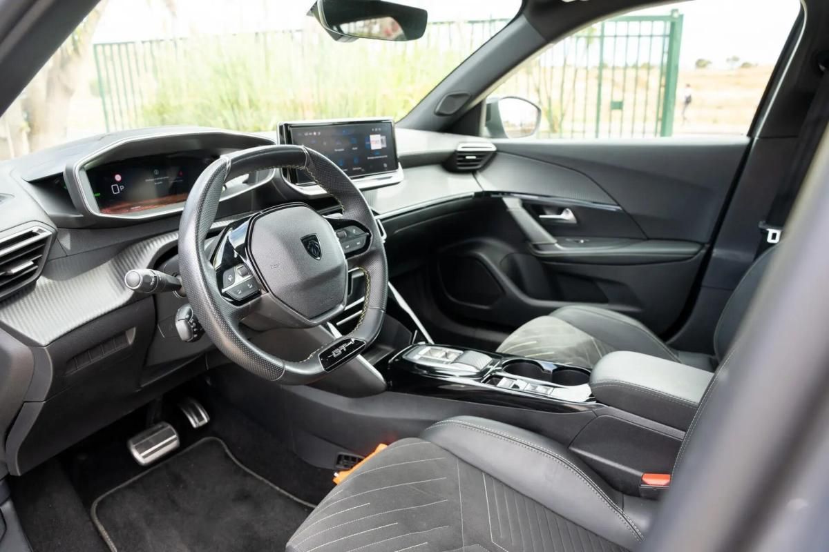 peugeot-e-2008-2023-eletrico-0cc