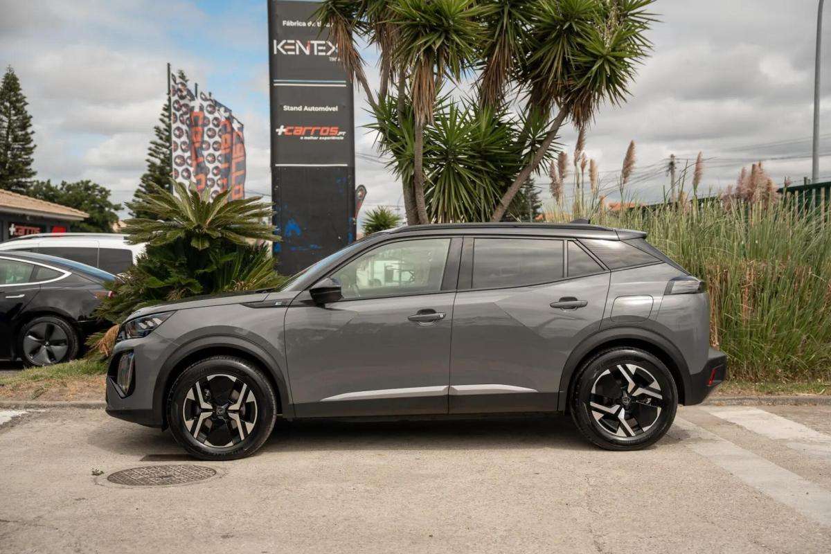 peugeot-e-2008-2023-eletrico-0cc