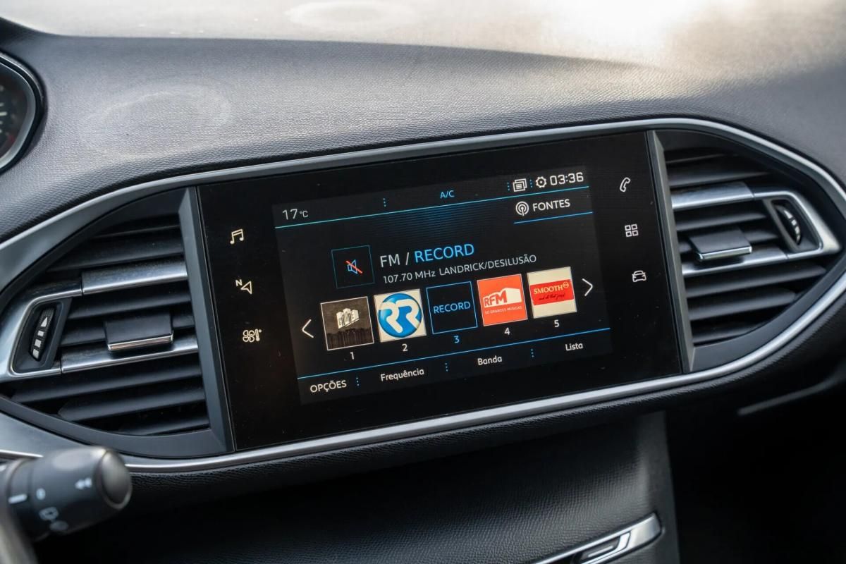 peugeot-308-sw-2019-diesel-1499cc