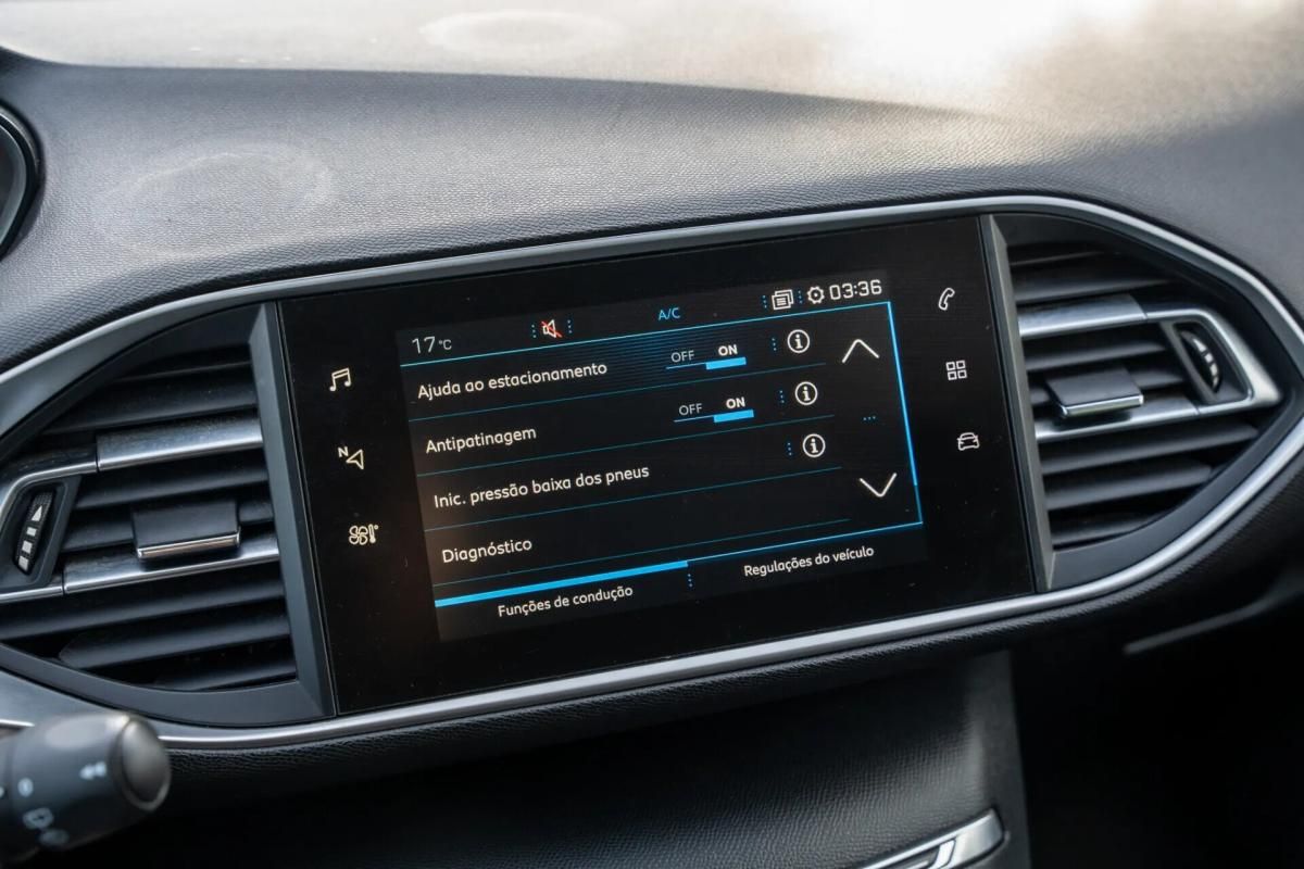 peugeot-308-sw-2019-diesel-1499cc