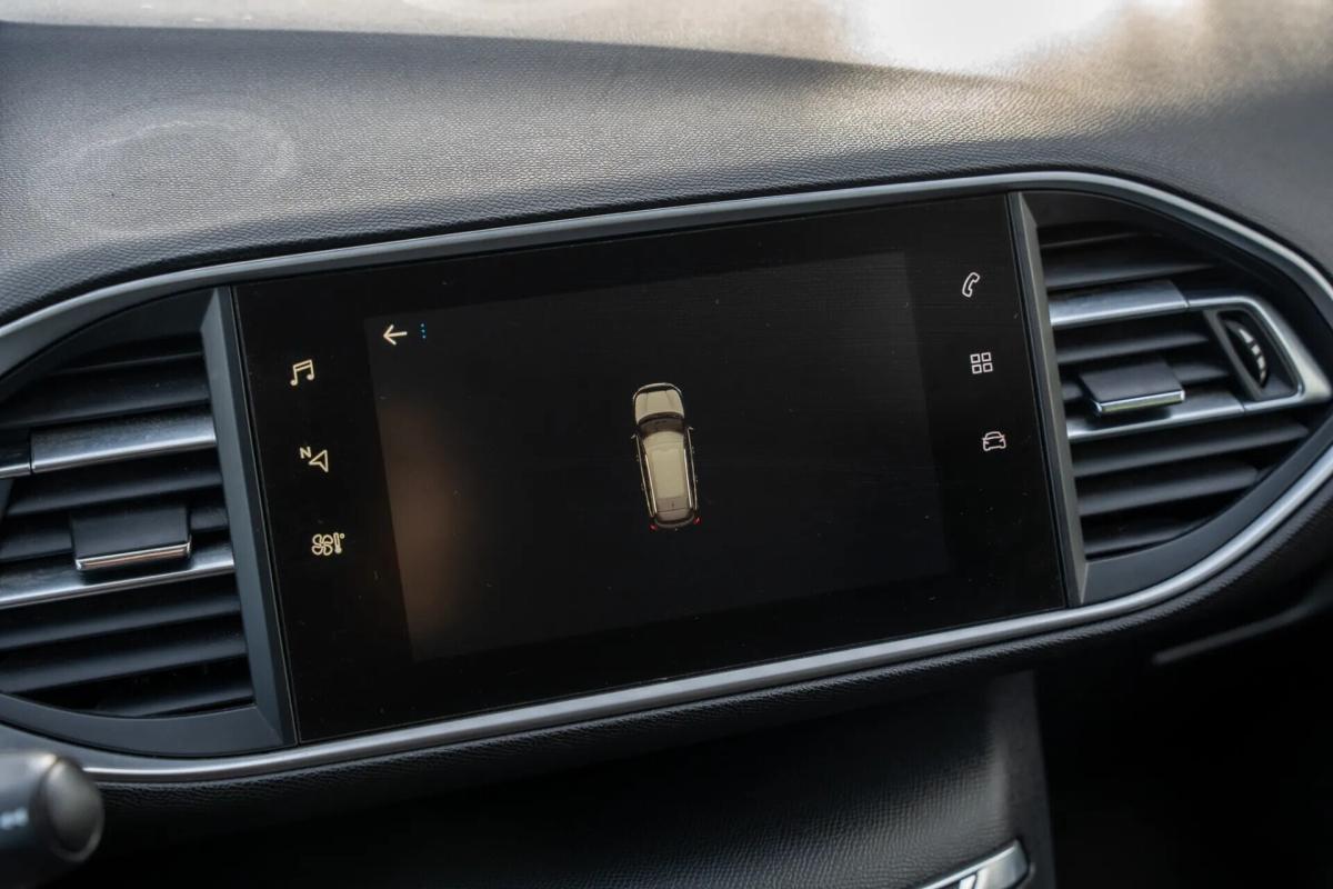 peugeot-308-sw-2019-diesel-1499cc