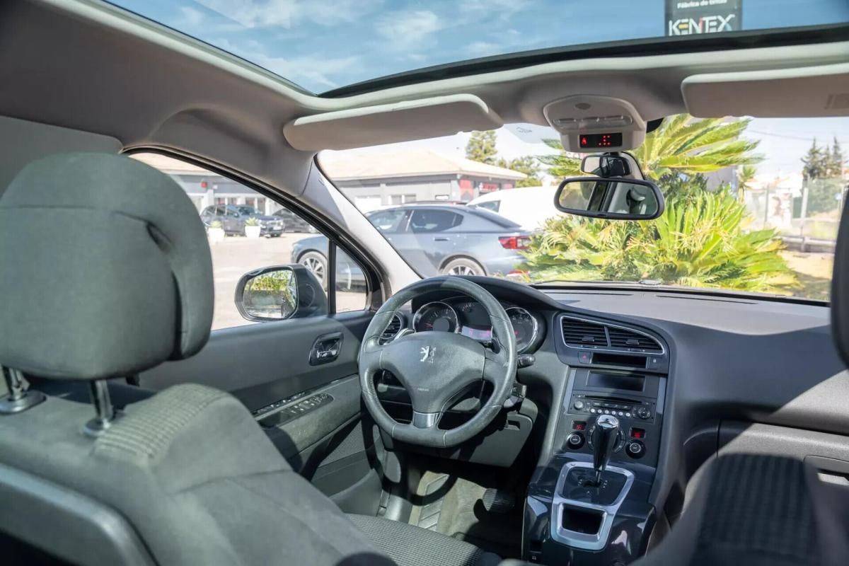 peugeot-5008-2013-diesel-1560cc