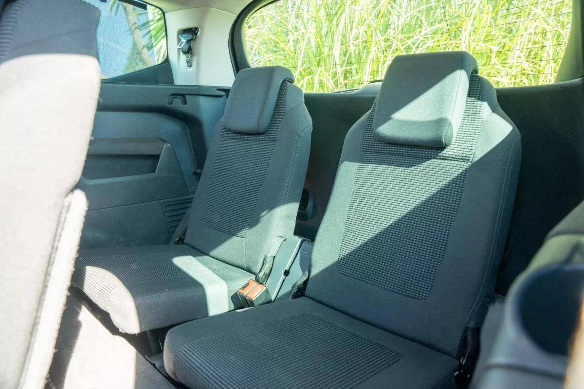 peugeot-5008-2013-diesel-1560cc