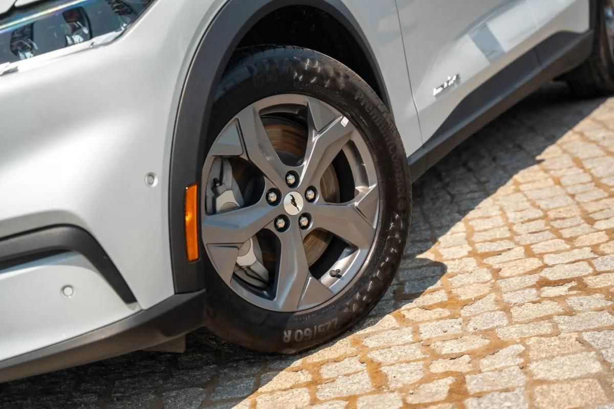 ford-mustang-mach-e-2024-eletrico-0cc