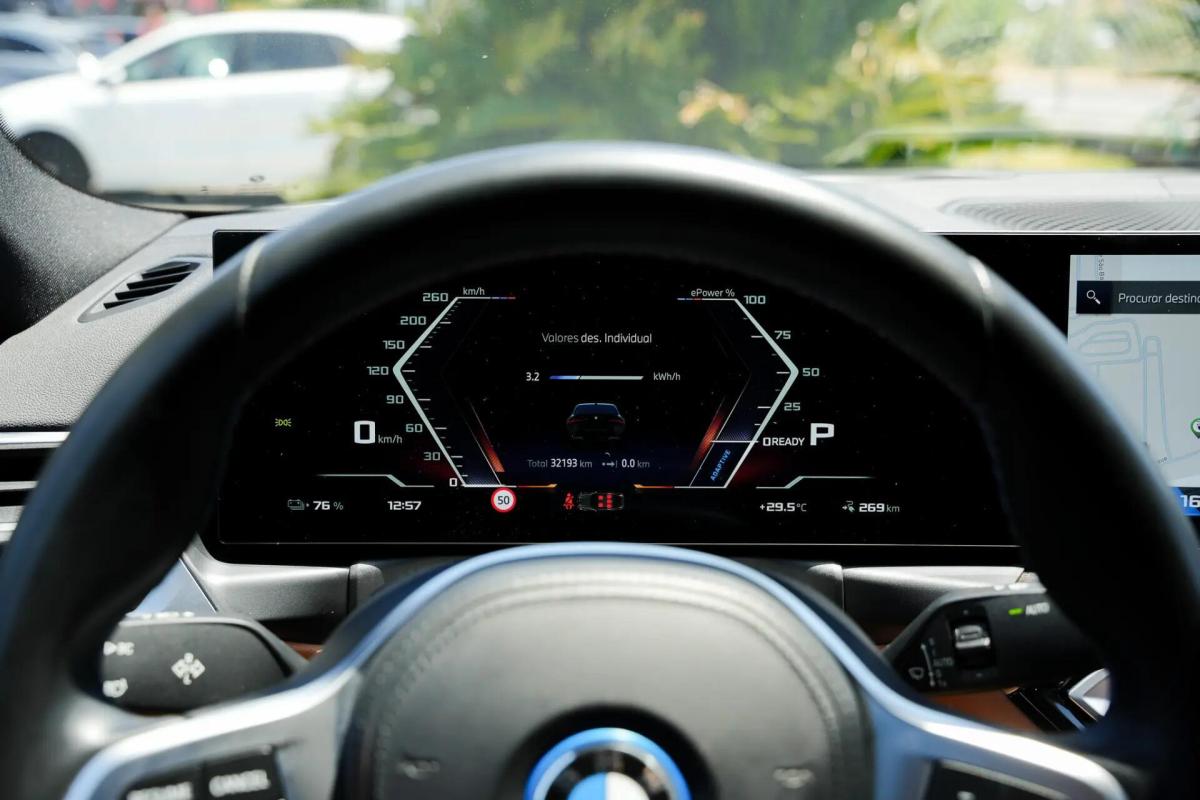 bmw-serie-i-i4-m50-2024-eletrico-0cc