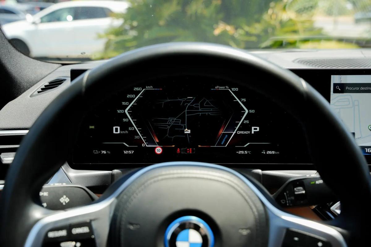 bmw-serie-i-i4-m50-2024-eletrico-0cc