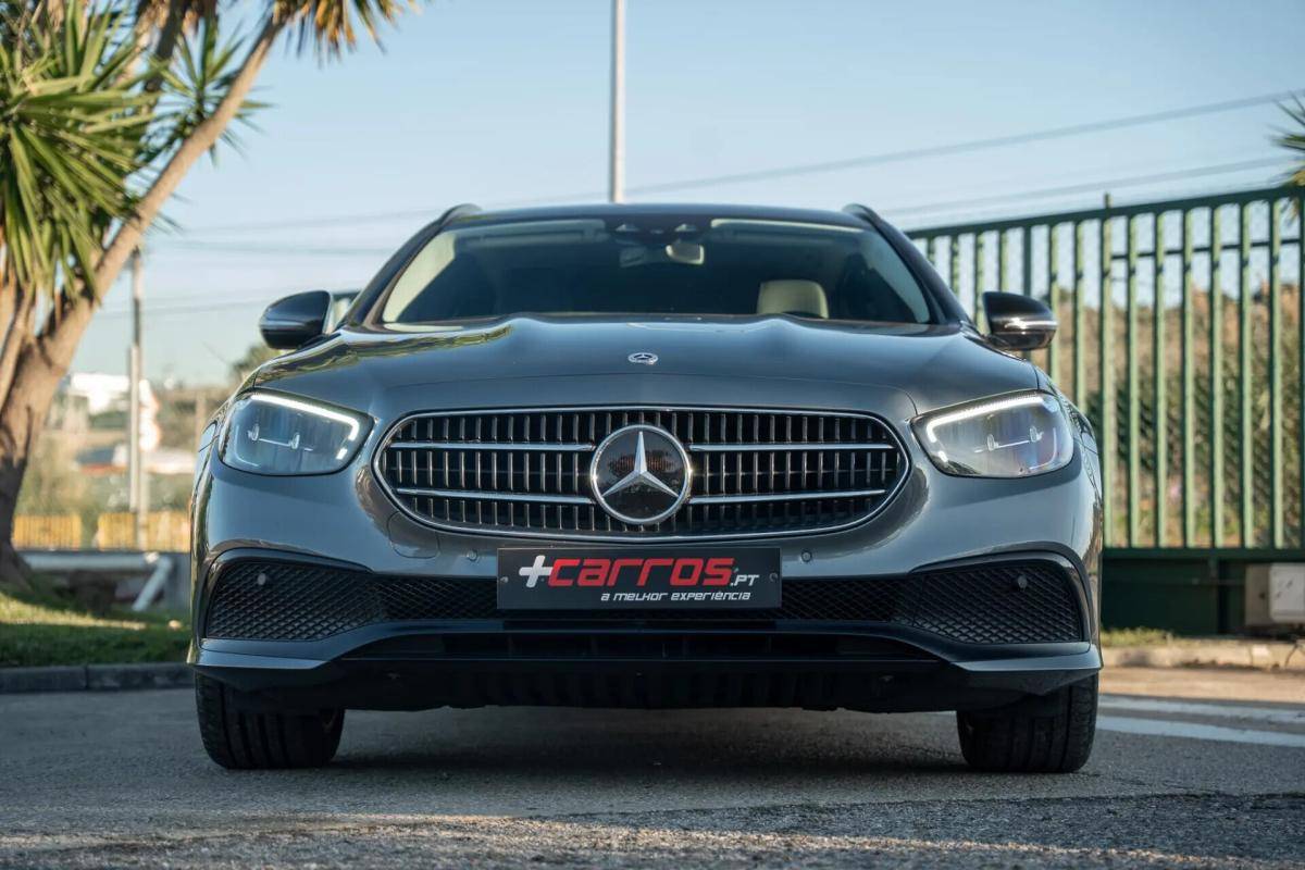 mercedes-benz-classe-e-e-300-de-plug-in-2022-hibrido-a-diesel-1950cc