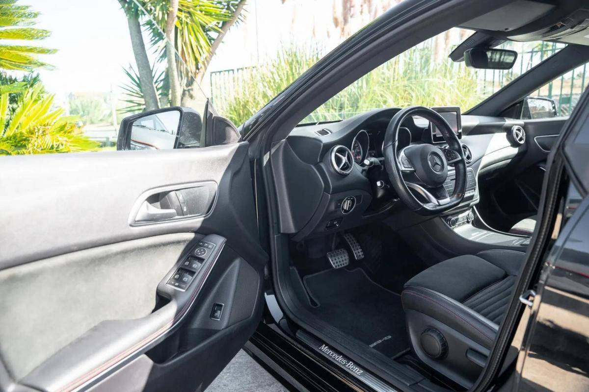 mercedes-benz-cla-200-d-2019-diesel-2143cc