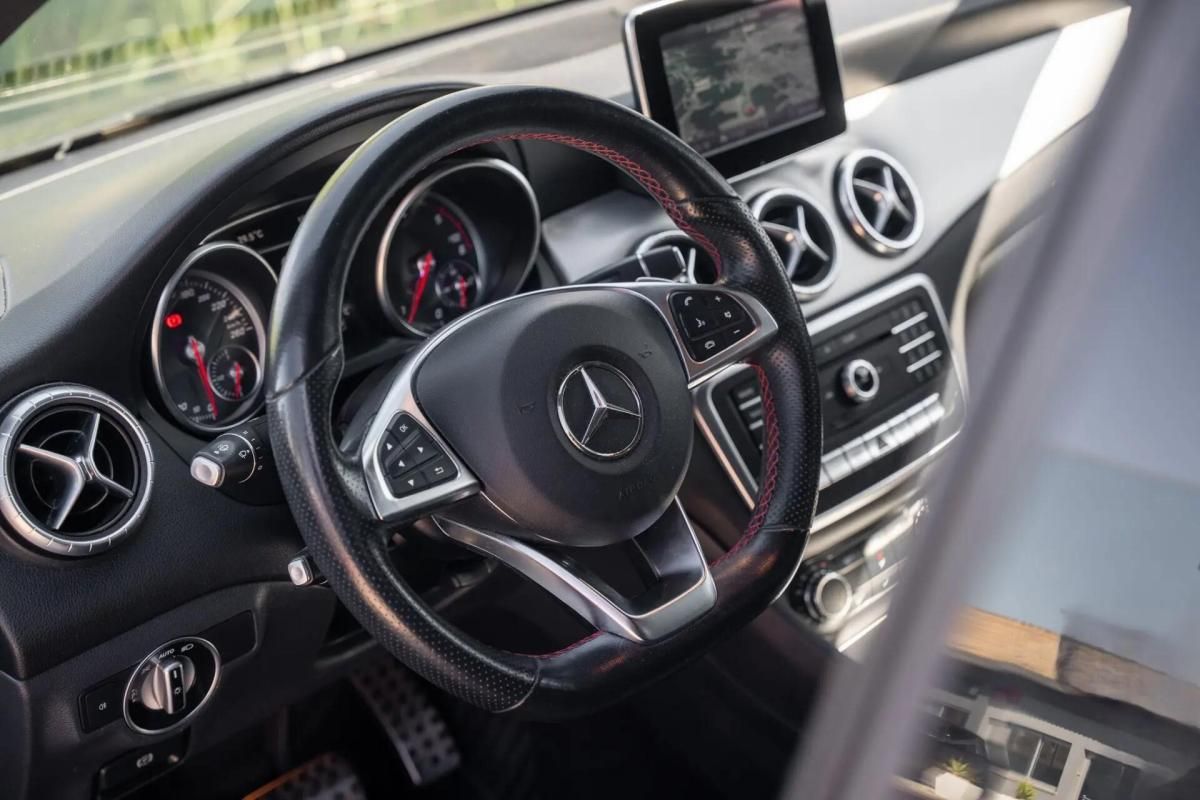 mercedes-benz-cla-200-d-2019-diesel-2143cc